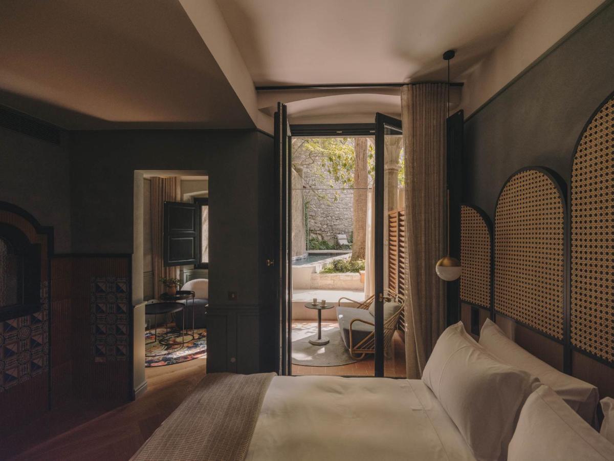 Hotel Palau Fugit Girona Luaran gambar