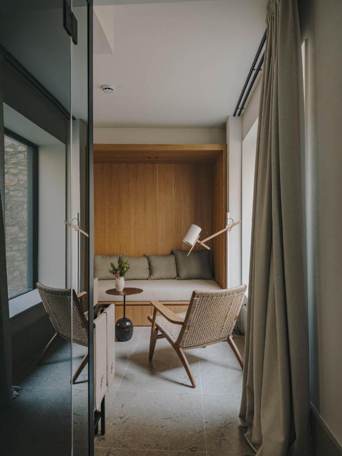 Hotel Palau Fugit Girona Luaran gambar