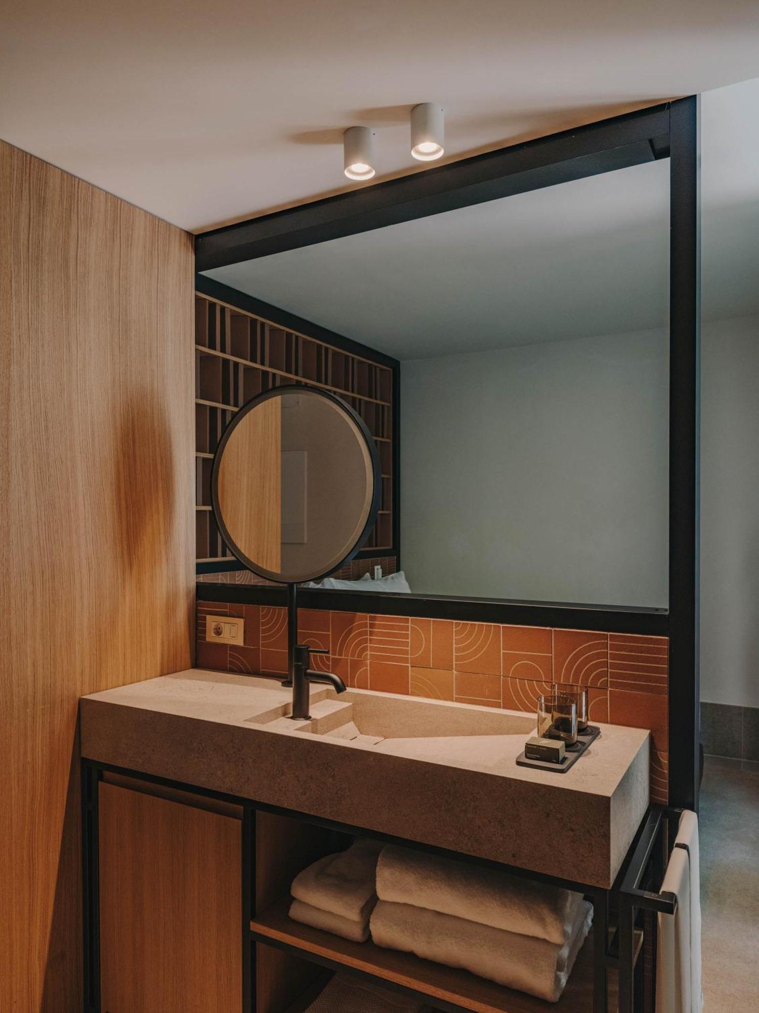 Hotel Palau Fugit Girona Luaran gambar